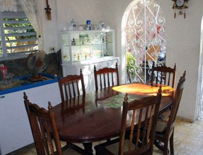 Hostal Don Vivas gallery image 6