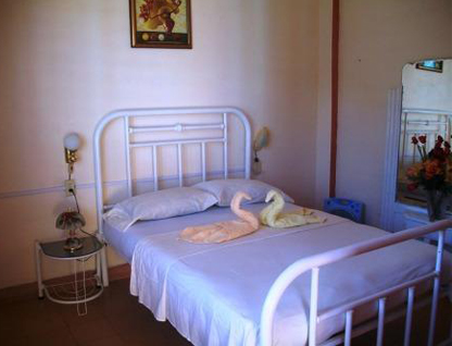 Hostal La Caridad gallery image 1