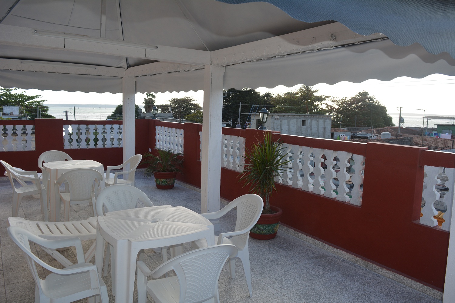 Hostal Amanecer gallery image 2